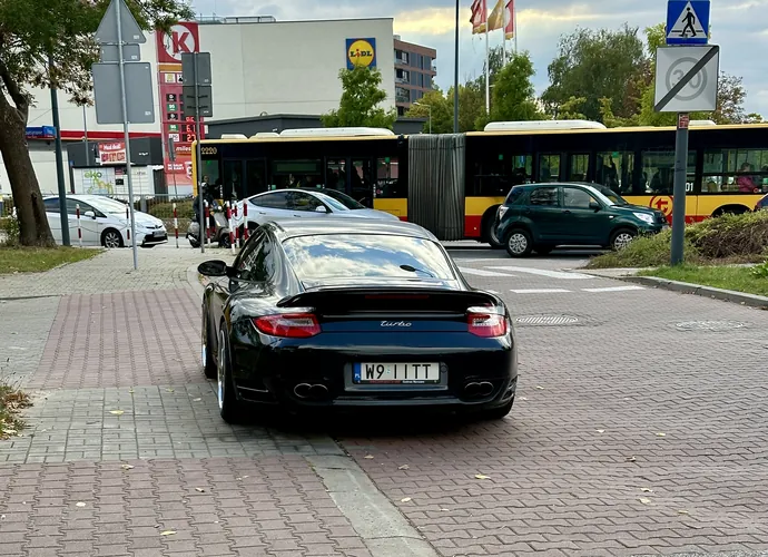 2025-10-01-15-58-15.jpg